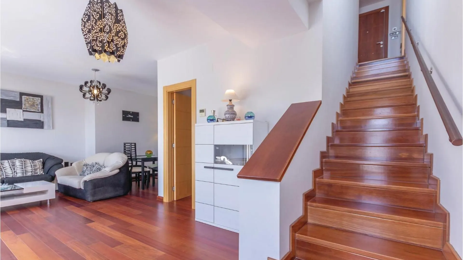 Amazing Home In Almunecar