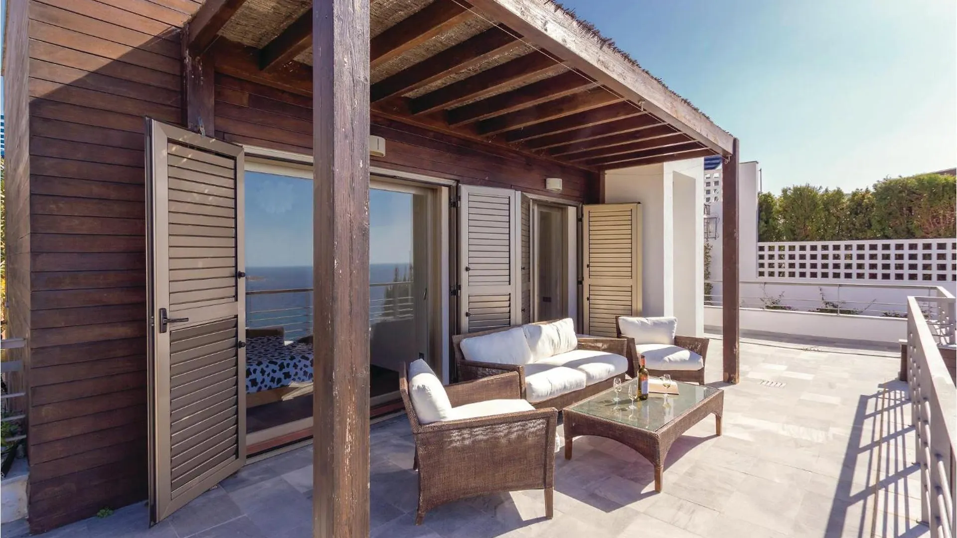Amazing Home In Almunecar Spain